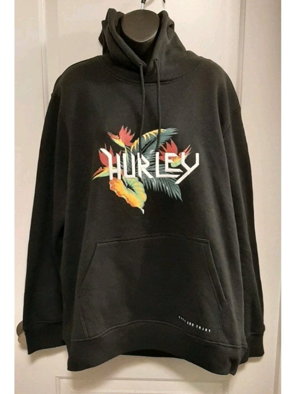 Hurley Hoodie Sweatshirt Mens XLarge Black Tropical Surf And Enjoy Pullover Logo